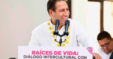 Eduardo Ramírez reconoce legado y compromiso de las parteras tradicionales de Chiapas Eduardo Ramírez reconoce legado y compromiso de las parteras tradicionales de Chiapas