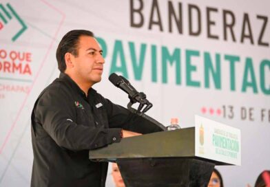 Eduardo Ramírez inicia modernización de la Calle 17 Poniente-Oriente de Tapachula, con una inversión de 137 mdp Eduardo Ramírez inicia modernización de la Calle 17 Poniente-Oriente de Tapachula, con una inversión de 137 mdp
