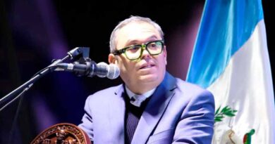 Participa la Benemérita UNACH en la celebración de los 350 años de la Universidad de San Carlos de Guatemala Participa la Benemérita UNACH en la celebración de los 350 años de la Universidad de San Carlos de Guatemala