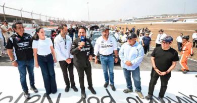 Eduardo Ramírez dio el banderazo de arranque de la Súper Copa Roshfrans 2026 Eduardo Ramírez dio el banderazo de arranque de la Súper Copa Roshfrans 2026