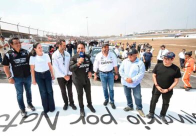 Eduardo Ramírez dio el banderazo de arranque de la Súper Copa Roshfrans 2026 Eduardo Ramírez dio el banderazo de arranque de la Súper Copa Roshfrans 2026