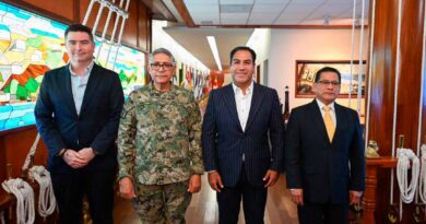 Eduardo Ramírez y secretario de Marina evalúan avances para puesta en marcha de los Polos de Bienestar I y II en Tapachula