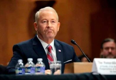 Pide Johnson no ayudar a régimen cubano tras llamado de AMLO