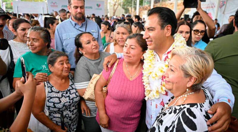 Con Jornadas del Humanismo, Eduardo Ramírez lleva atención directa y cercana a colonias de Tuxtla