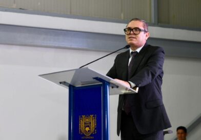 Celebra UNACH graduación de la décima generación de la Licenciatura en Derecho modalidad no escolarizada