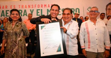 Eduardo Ramírez destaca el papel de las maestras y los maestros en la transformación de Chiapas