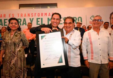 Eduardo Ramírez destaca el papel de las maestras y los maestros en la transformación de Chiapas