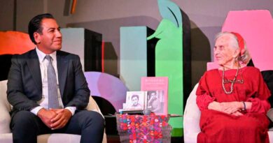 Eduardo Ramírez y Elena Poniatowska evocan el legado de Rosario Castellanos