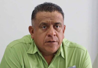 Alcalde de Mitla, Esaú López, pide licencia tras violento desalojo de la CNTE Alcalde de Mitla, Esaú López, pide licencia tras violento desalojo de la CNTE