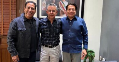 Eduardo Ramírez participa en mesa tripartita para fortalecer la educación y atender al magisterio chiapaneco Eduardo Ramírez participa en mesa tripartita para fortalecer la educación y atender al magisterio chiapaneco