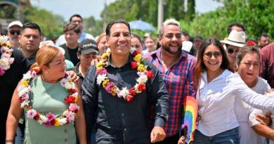 Eduardo Ramírez impulsa acciones para fortalecer la prosperidad en las regiones Istmo Costa y Soconusco Eduardo Ramírez impulsa acciones para fortalecer la prosperidad en las regiones Istmo Costa y Soconusco