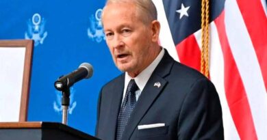 Pide Johnson dejar política fuera de lucha antinarco Pide Johnson dejar política fuera de lucha antinarco