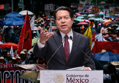 Sección 22 vota a favor de millonario bono ofrecido por la SEP, levantarán la huelga en CDMX y Oaxaca Sección 22 vota a favor de millonario bono ofrecido por la SEP, levantarán la huelga en CDMX y Oaxaca