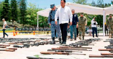 Eduardo Ramírez asiste a ceremonia conmemorativa del Día Internacional de la Destrucción de Armas de Fuego