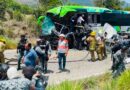 Camión de la GN impacta autobús de pasajeros en Chiapas; hay un muerto y 16 lesionadas, entre ellas, 4 agentes Camión de la GN impacta autobús de pasajeros en Chiapas; hay un muerto y 16 lesionadas, entre ellas, 4 agentes