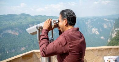 Eduardo Ramírez inaugura el Sendero Extraordinario “Pañuelo Rojo” en el Cañón del Sumidero Eduardo Ramírez inaugura el Sendero Extraordinario “Pañuelo Rojo” en el Cañón del Sumidero