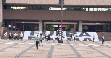 “Fuera Rocha”: empresarios, ciudadanos y políticos de oposición protestan en Culiacán para exigir el fin de su mandato “Fuera Rocha”: empresarios, ciudadanos y políticos de oposición protestan en Culiacán para exigir el fin de su mandato