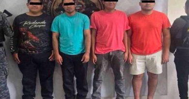 Localizan a cuatro víctimas de secuestro virtual en Motozintla, Chiapas, autoridades evitaron el pago de 300 mil pesos y detectaron que las llamadas se realizaron desde el penal de Altamira, Tamaulipas Localizan a cuatro víctimas de secuestro virtual en Motozintla, Chiapas, autoridades evitaron el pago de 300 mil pesos y detectaron que las llamadas se realizaron desde el penal de Altamira, Tamaulipas