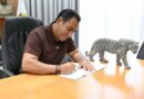 Con un grito ¡las mujeres al poder!, el gobernador de Chiapas firma iniciativa para ampliar la participación política de las mujeres 