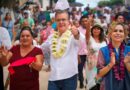 Paco Chacón inaugura la primera Calle Humanista de Tuxtla en la colonia 27 de Febrero Paco Chacón inaugura la primera Calle Humanista de Tuxtla en la colonia 27 de Febrero