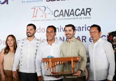 Eduardo Ramírez asiste a celebración por segundo aniversario de Canacar Delegación Chiapas Eduardo Ramírez asiste a celebración por segundo aniversario de Canacar Delegación Chiapas