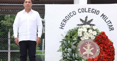 Eduardo Ramírez participa en la conmemoración de la Gesta Heroica de los Niños Héroes