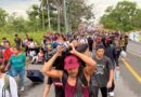 Con engaños el INM dispersa la caravana de migrantes “Fe y Esperanza con Dios” en Arriaga, Chiapas, con la propuesta de traslado a Tuxtla Gutiérrez para la entrega de papeles migratorios