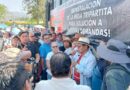 Maestros de la CNTE marchan en Chiapas en demanda de más plazas, incremento salarial, pensiones, seguridad y reanudar el dialogo con la presidenta Sheinbaum